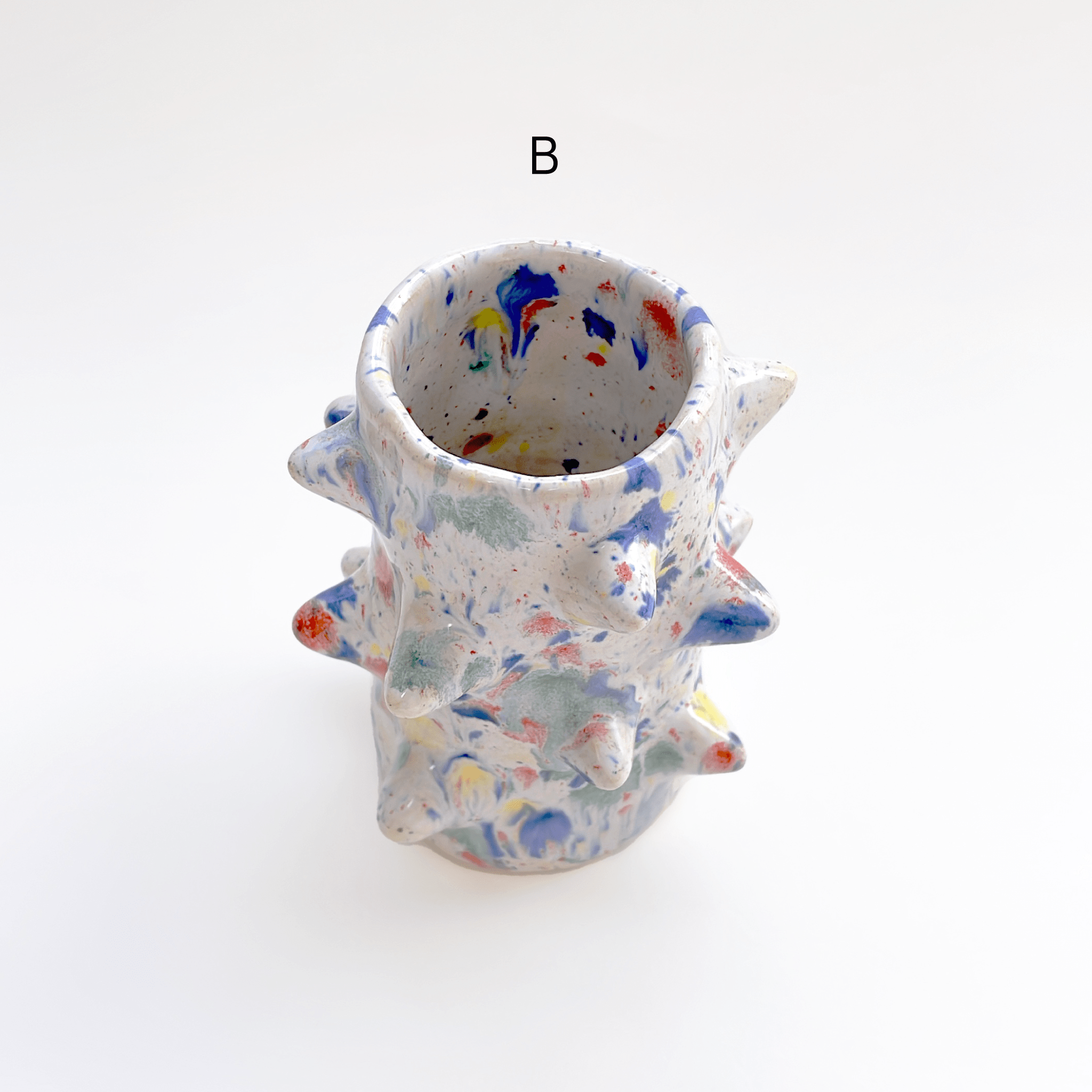Satoko Kako / Spicky vase (colourful dots)