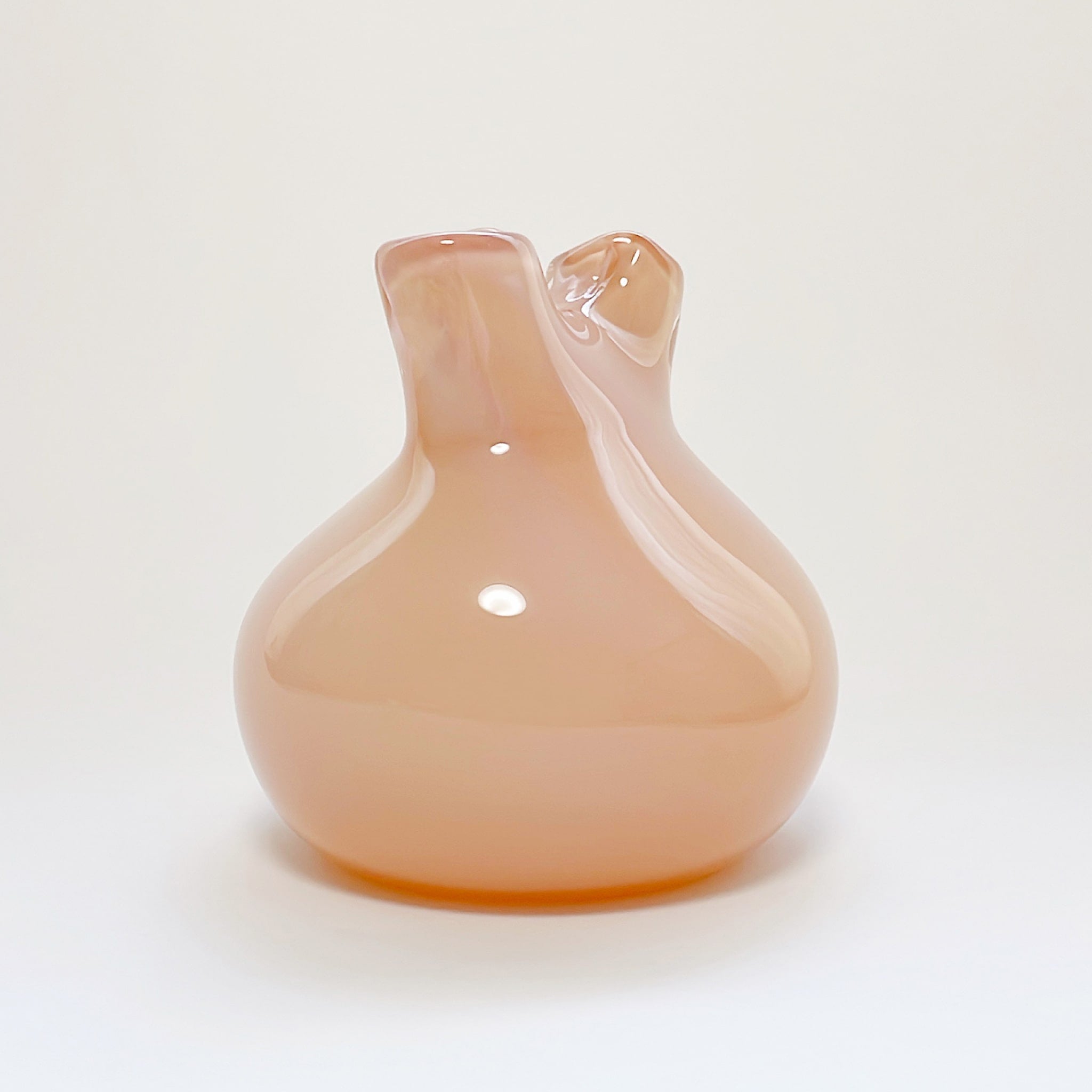 Yuri Iwamoto ガラス　フラワーベース Yuri Iwamoto ガラス フラワーベース Yuri Iwamoto ガラス フラワー